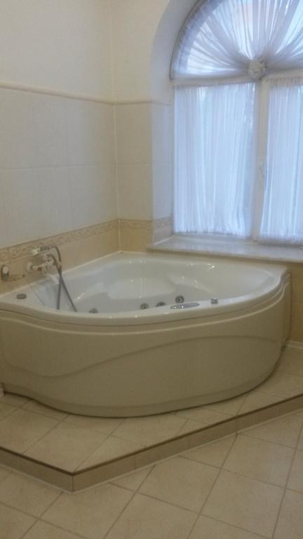 Marlen Hotel 罗夫诺 客房 照片